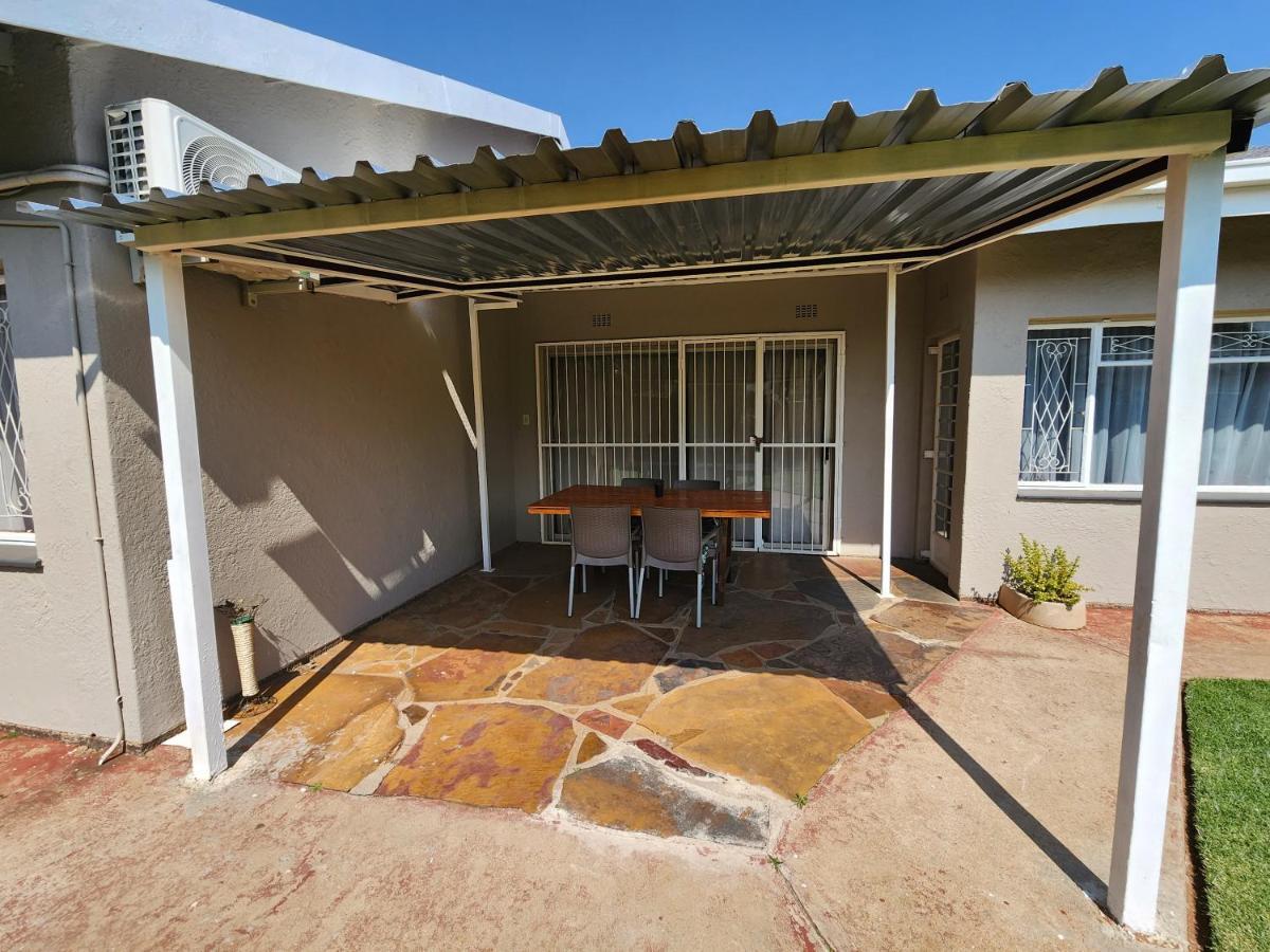 Midway Overnight Rooms Kimberley Exterior foto